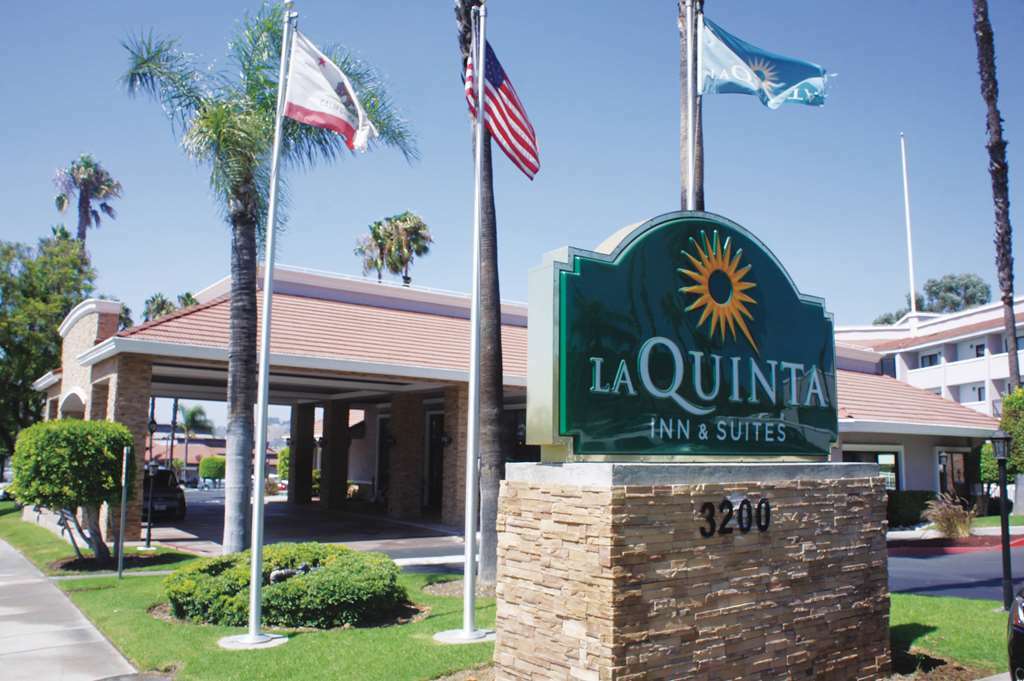 La Quinta By Wyndham Pomona Otel Dış mekan fotoğraf